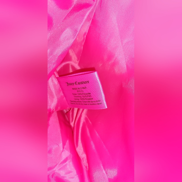 JUICY COUTURE eau de toilette and bag bundle - Picture 2 of 9